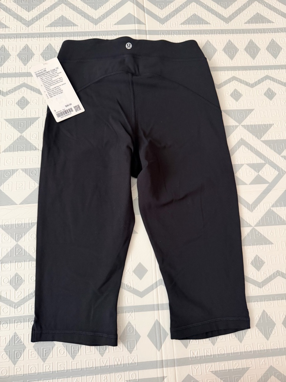 Lululemon Groove HR Notched-Hem Crop 15”